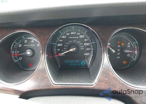 2011 Ford Taurus Limited z USA, uszkodzony, nr VIN 1FAHP2FW9BG125021